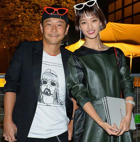 前澤友作社長と剛力彩芽