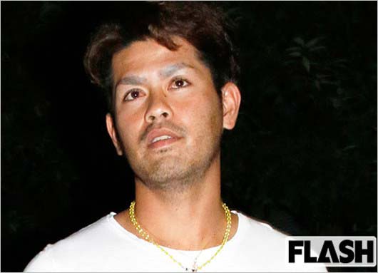 フラッシュの取材に応じた大嶺翔太