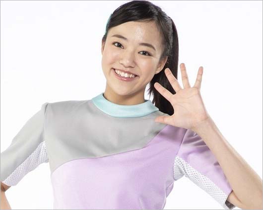 新体操のお姉さん・秋元杏月