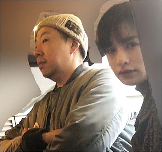 荒川良々と皆本麻帆の2ショット画像