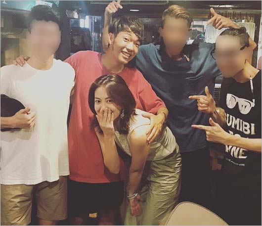 アキナ秋山賢太と塚本麻里衣アナのプライベート写真