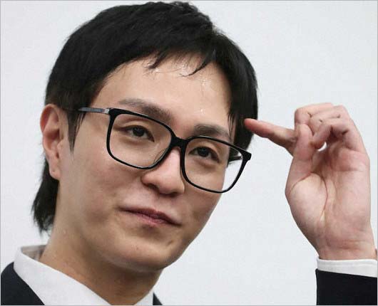 浦田直也容疑者の会見画像3枚目