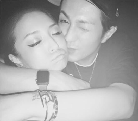 浦田直也と浜崎あゆみ2ショット画像