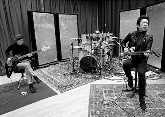 布袋寅泰と共演した高橋まこと&松井常松