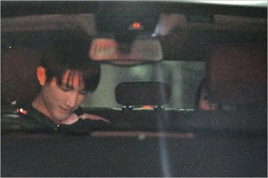 宮澤智アナ＆小林誠司捕手フライデー画像