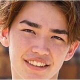 恋ステ出演の小山開とモデル 石丸晴久の不適切動画が炎上 ファンはブス カモ発言 プレゼント蹴り飛ばし行為発覚 今日の最新芸能ゴシップニュースサイト 芸トピ