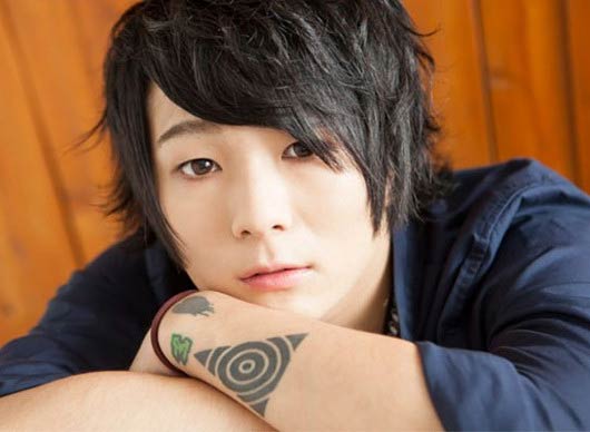 ワタナベマホトのタトゥー