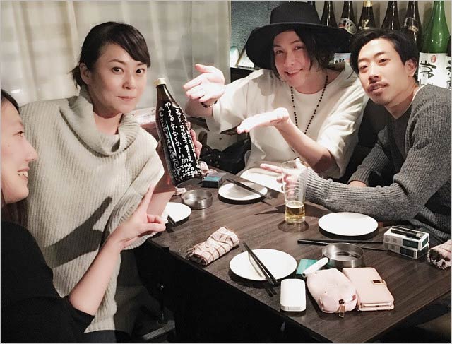 佐藤仁美と細貝圭の画像
