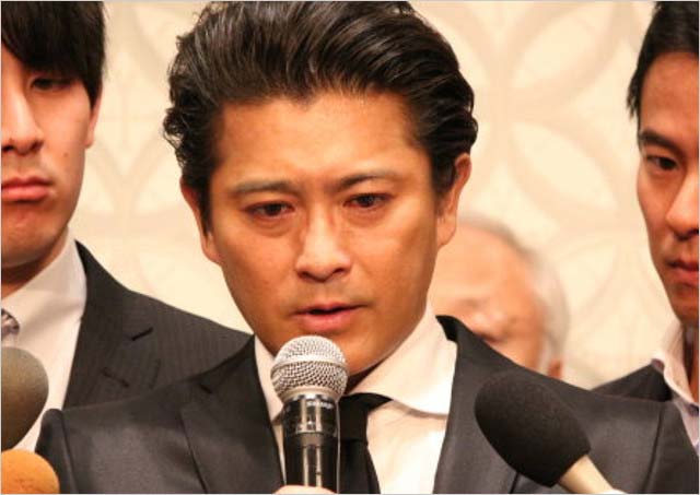 山口達也の会見画像