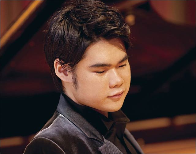 盲目のピアニスト辻井伸行