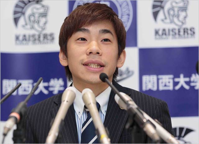 織田信成の関西大学アイススケート部監督就任会見の画像