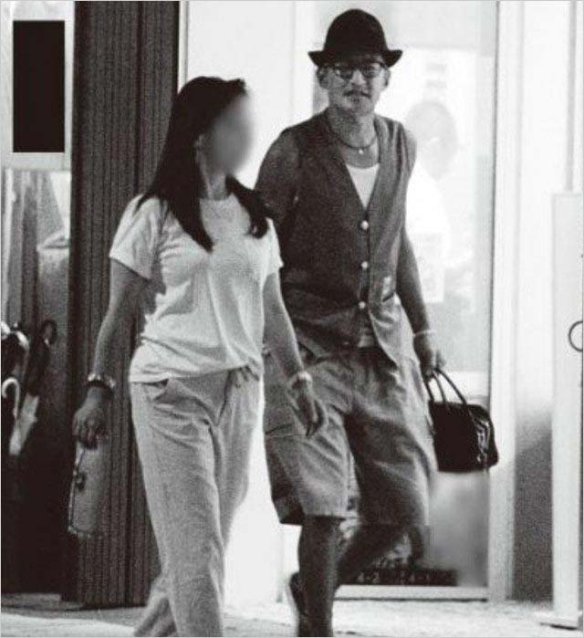 松岡昌宏と同棲中の彼女・週刊文春写真(2016年撮影)