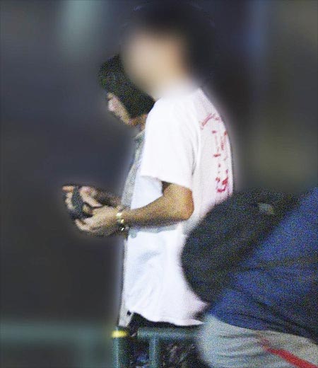 新井浩文の元カノ夏帆と友人男性のツーショット画像