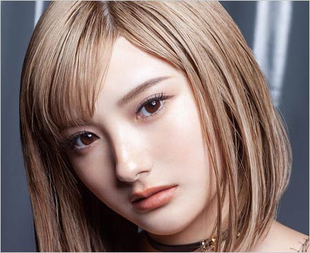 エイベックスの新人歌手・安斉かれん