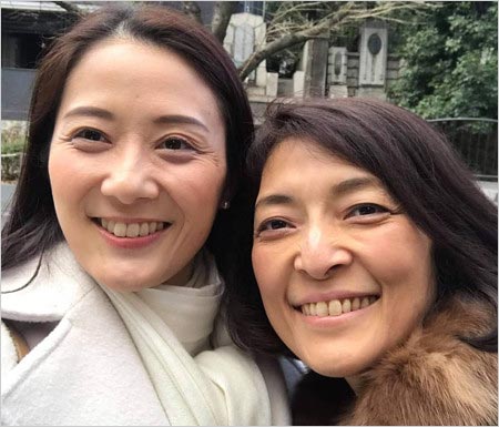 勝間和代&増原裕子ツーショット画像