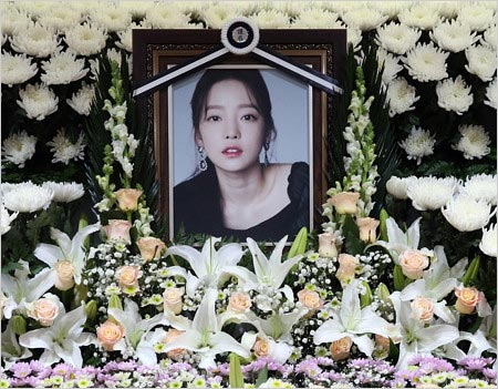 元KARAク・ハラの祭壇