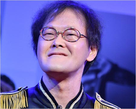 ブサイクランキング2019で1位のアインシュタイン稲田直樹