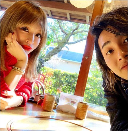 浜崎あゆみとバックダンサー・ペイ