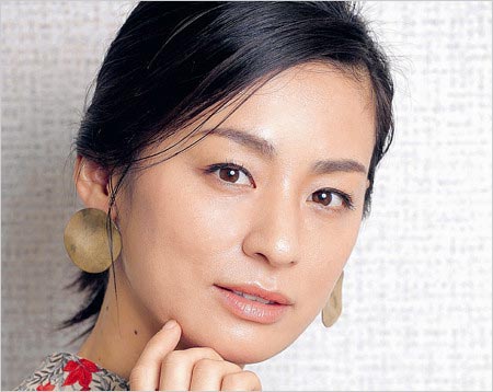 尾野真千子