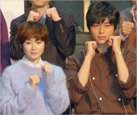 真木よう子と東出昌大