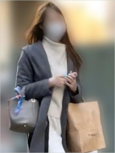 バイきんぐ小峠英二の彼女?