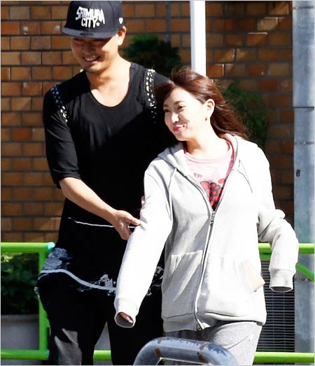 中村昌也＆森咲智美のお泊りデート現場写真