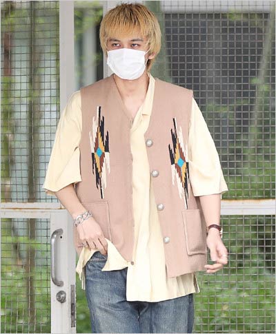 北村匠海のプライベート私服姿の写真