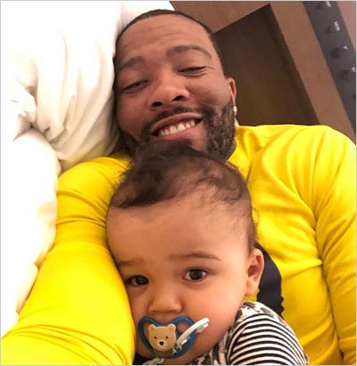 千葉ロッテマリーンズのジェイ・ジャクソンと子供ジャイデン