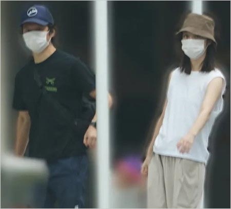 アンジャッシュ渡部建&佐々木希の散歩、女性セブン撮影