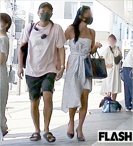 Zeebraと不倫相手、西内まりや似の女性