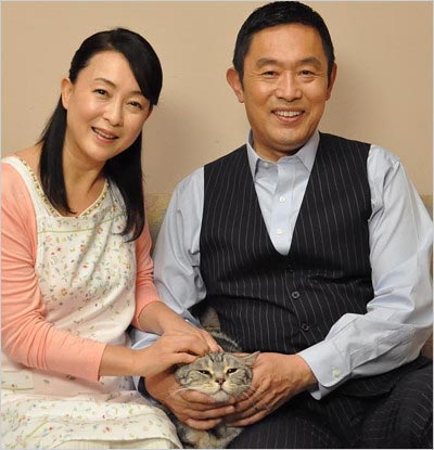 床嶋佳子が医師と55歳で初の結婚 交際1年未満でスピード婚 夫との2ショット写真公開 インスタグラムで報告 画像あり 今日の最新芸能ゴシップニュースサイト 芸トピ