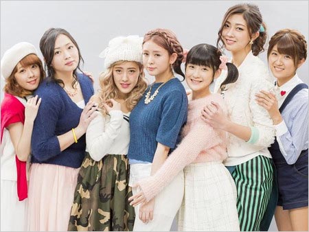 Berryz工房(清水佐紀・須藤茉麻・夏焼雅・菅谷梨沙子・嗣永桃子・熊井友理奈・徳永千奈美)