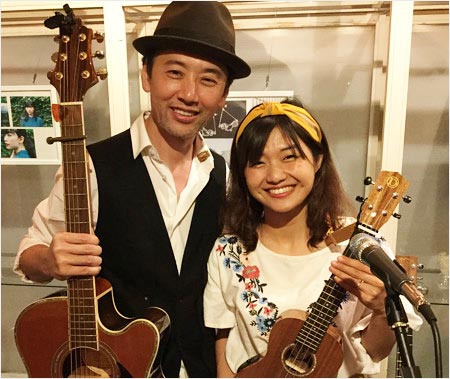 大浦龍宇一と妻ゆりえ