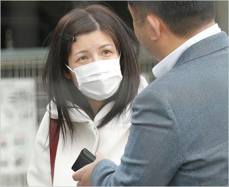 今井メロの児童扶養手当不正受給疑惑で週刊誌の取材時の写真