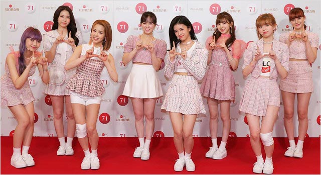 NiziUの紅白リハーサル写真（マヤは体調不良で欠席）