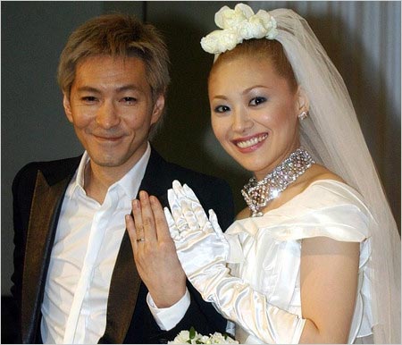 小室哲哉&KEIKO結婚式の画像