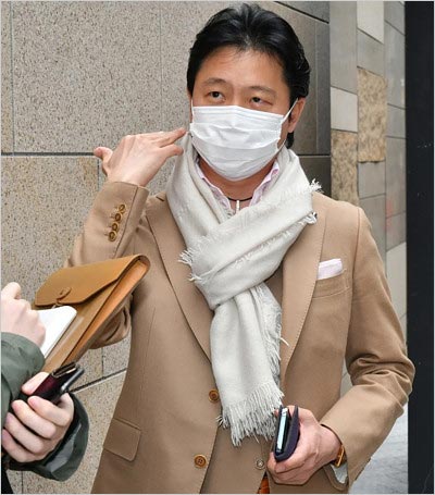 神田うの夫・西村拓郎が脳梗塞発症で女性セブン取材を受けた姿