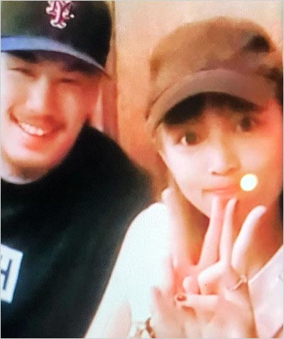 矢地祐介と彼女・川口春奈が長崎・五島列島で撮影のプライベート写真