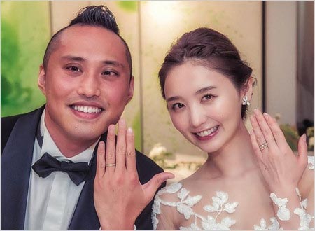 おのののかと夫・塩浦慎理選手の結婚式・結婚指輪画像