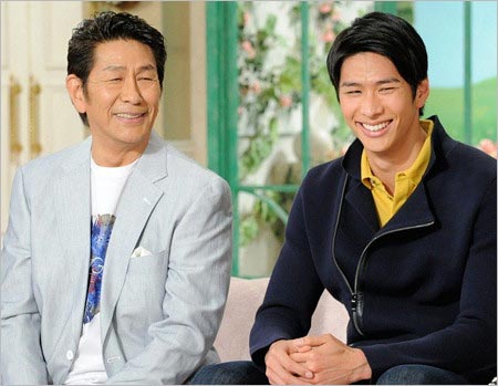 野村将希と次男・野村祐希の画像