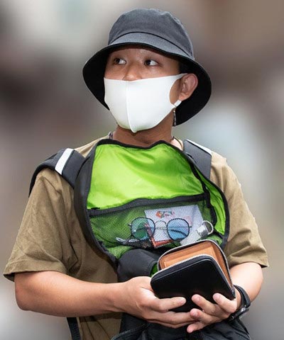 文春オンライン直撃取材時の四千頭身・後藤拓実