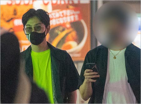 松田龍平の自粛破りのパーティー画像