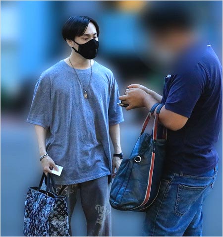 鈴木達央が文春オンライン取材時の画像