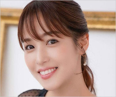 鷲見玲奈アナウンサー