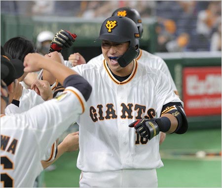 中田翔選手ホームラン後の画像