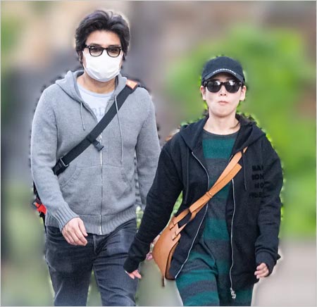 小澤征悦と桑子真帆アナ2ショット画像