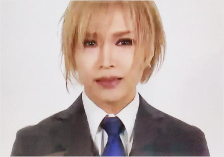 金爆・鬼龍院翔が月刊ゴールデンボンバーで涙の謝罪