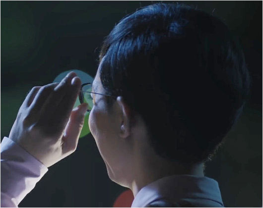 どん兵衛の新CM出演者の顔画像