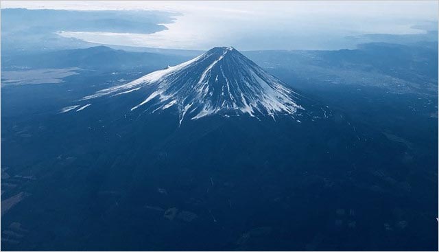 吉高由里子の富士山画像
