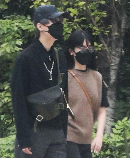 川谷絵音と彼女・松本愛